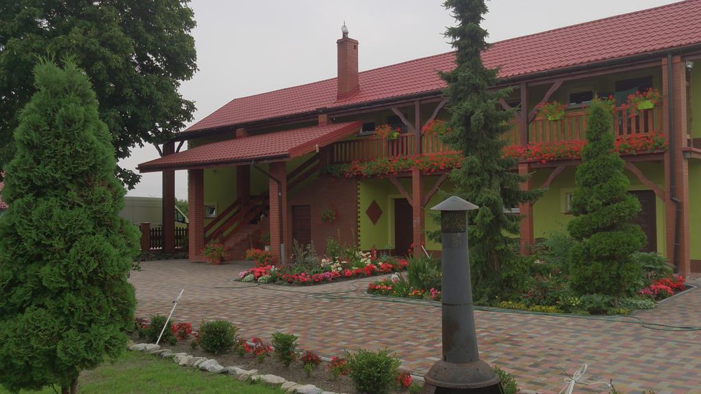 Bed and Breakfast Pod Kasztanem Свиноуйсьце Экстерьер фото